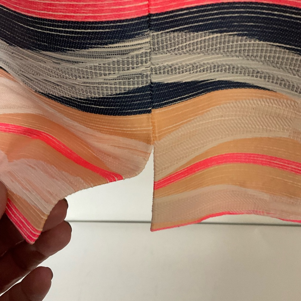 Trina Turk Kurdson Sleeveless Sheath Pink, Navy & Tan Stipe Pattern Dress Sz 12 - Picture 13 of 16